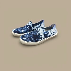 ROTHY’S X THE BUTCHER'S DAUGHTER size 7 INDIGO SHIBORI SNEAKERS Women’s